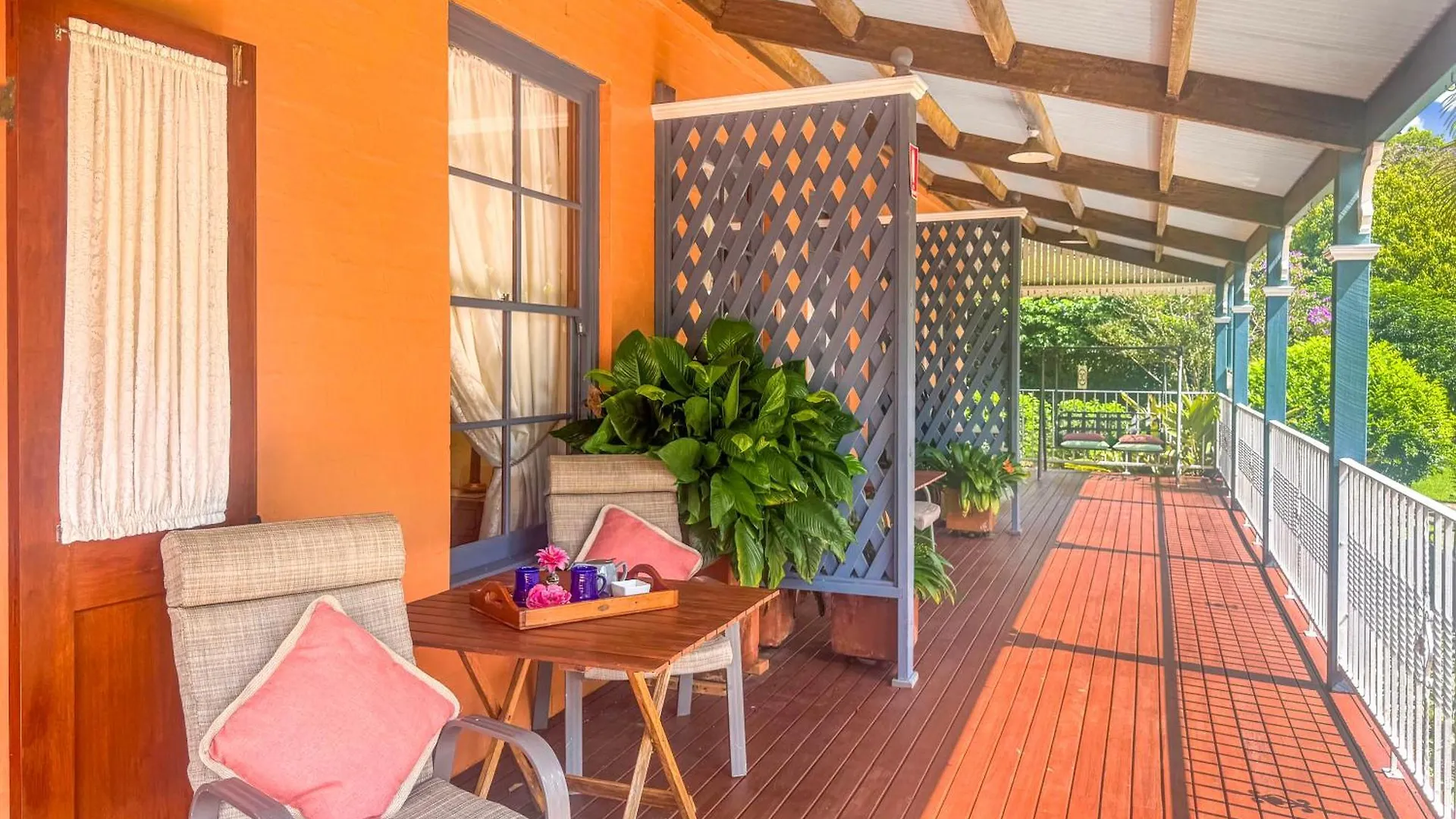 Montville Boutique Bnb 4*,